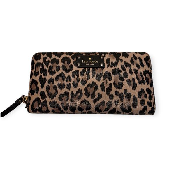 Kate Spade Animal Print Bifold Leopard Wallet-EUC - Picture 1 of 4